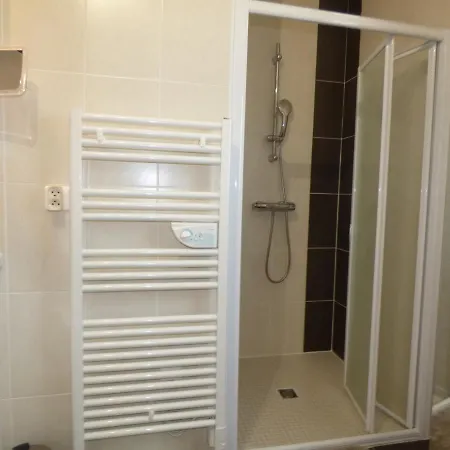 Maison Le Fenouiller, 4 Pièces, 8 Personnes - Fr-1-428-109 Hébergement de vacances *
