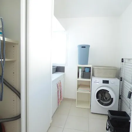 Hébergement de vacances Maison Le Fenouiller, 4 Pièces, 8 Personnes - Fr-1-428-109 *
